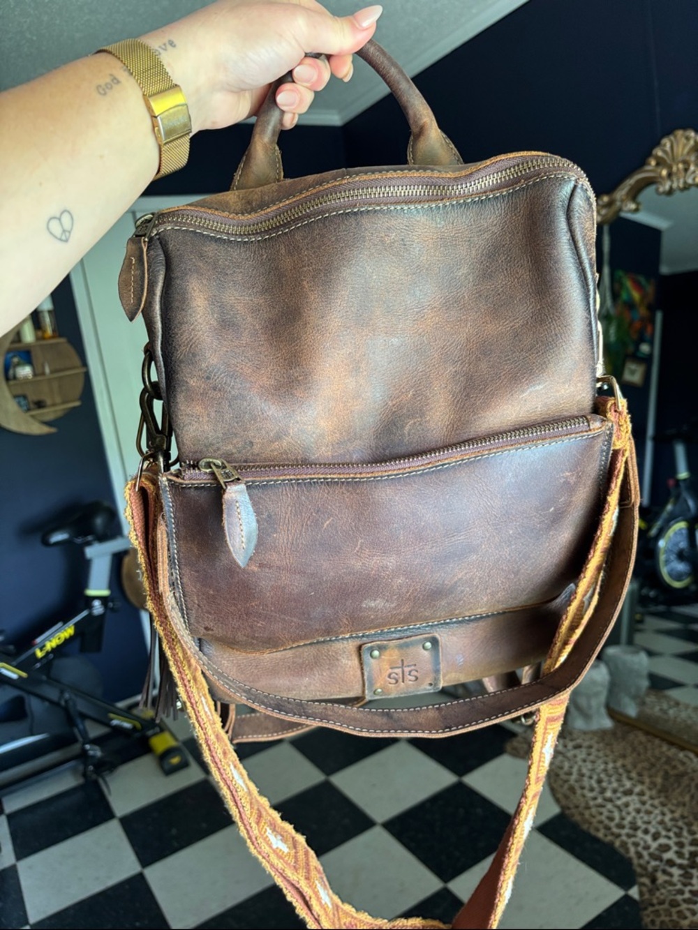 STS Ranchwear Brown Leather Convertible Bag with Strap - Picture 2 of 13